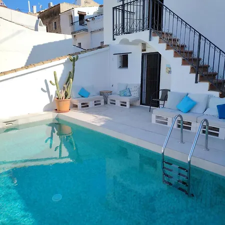 Casa con piscina Gades-Marisol-3
